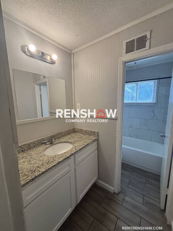 House for rent at 3718 Canary Cove W, Memphis, TN 38109