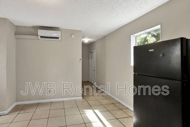Apartment for rent at 1943 Hardee St #2, Jacksonville, FL 32209
