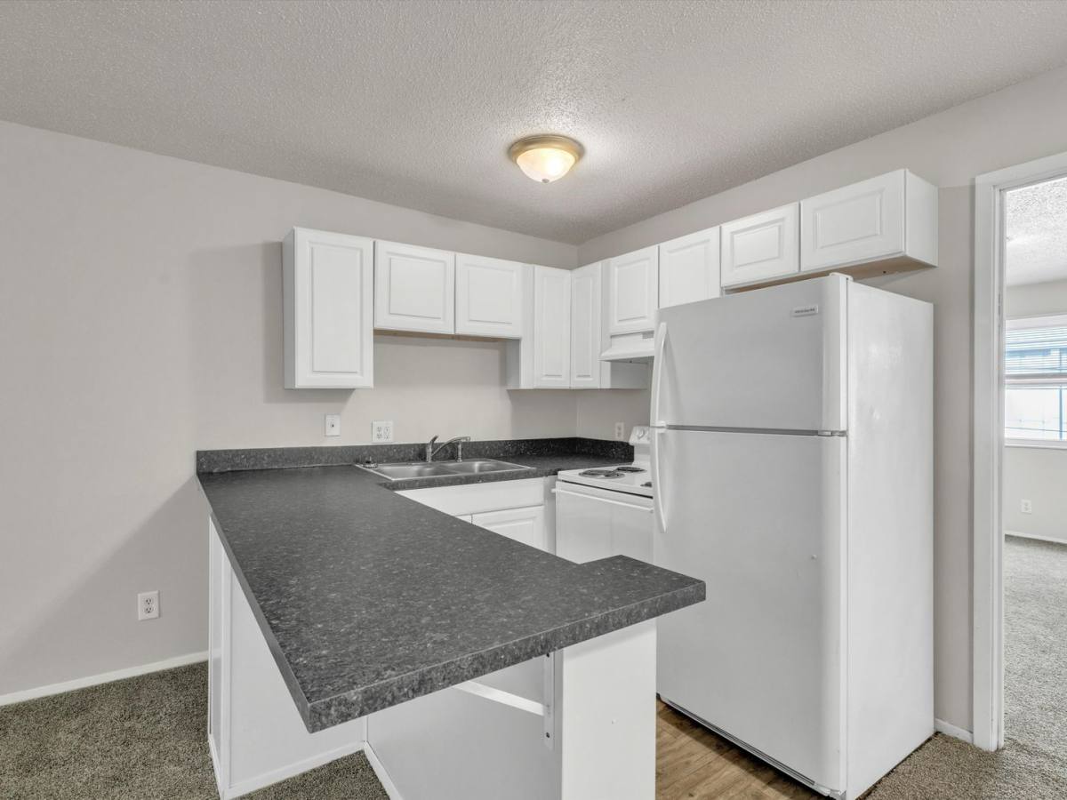 Apartment for rent at 500 Richardt Ave, Evansville, IN 47711