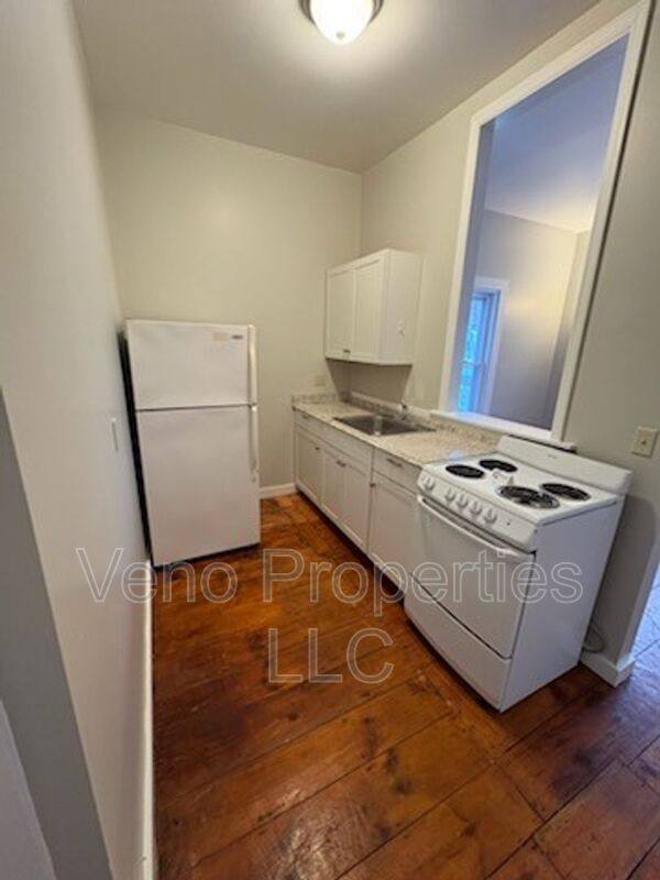 Apartment for rent at 1 Pleasant St #1W, Cambridge, NY 12816