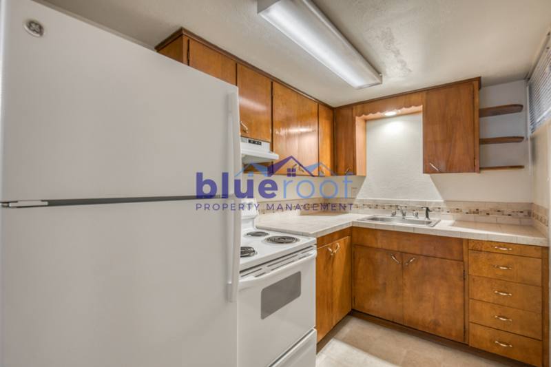 Apartment for rent at 3242-3248 SE Alder Court #32425, Portland, OR 97214