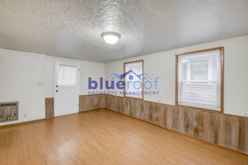 Apartment for rent at 3242-3248 SE Alder Court #32425, Portland, OR 97214