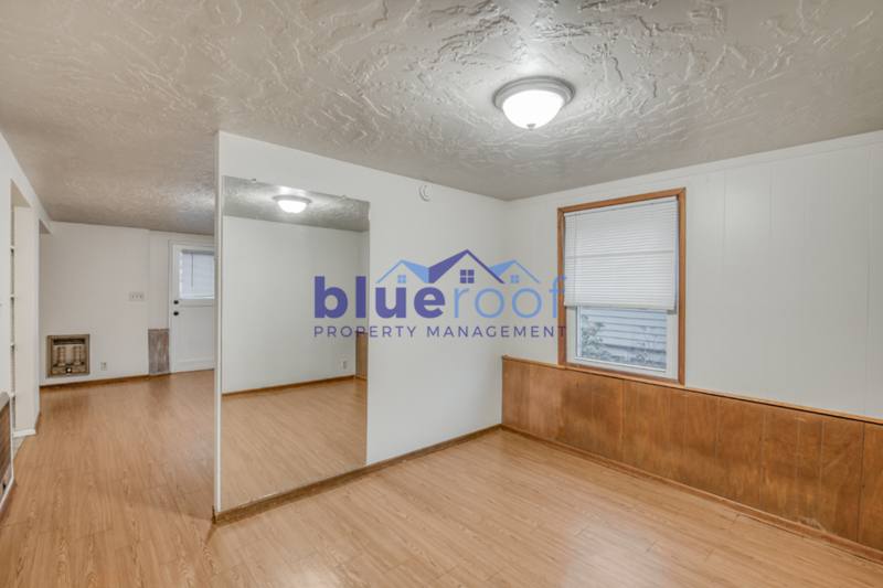 Apartment for rent at 3242-3248 SE Alder Court #32425, Portland, OR 97214