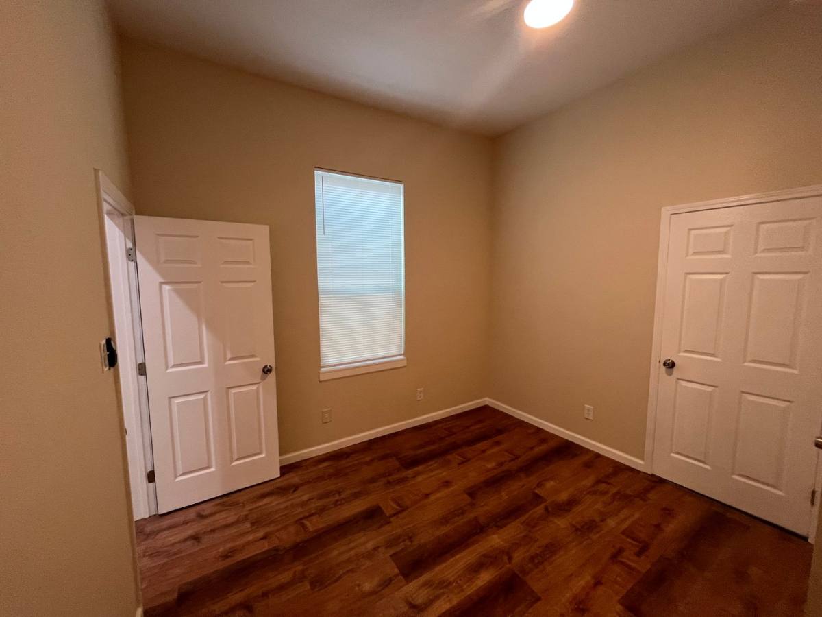 Apartment for rent at 7465-7467 Garfield St, New Orleans, LA 70118