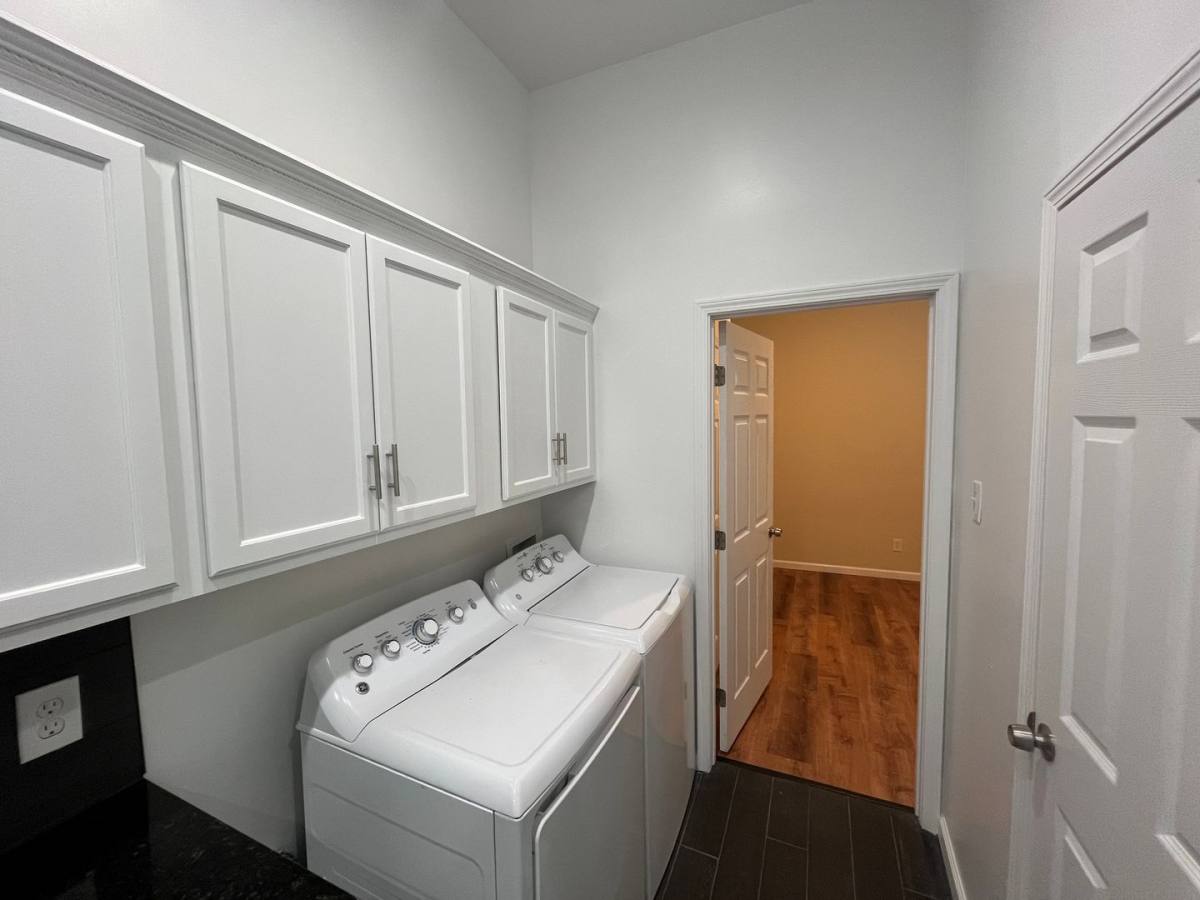 Apartment for rent at 7465-7467 Garfield St, New Orleans, LA 70118