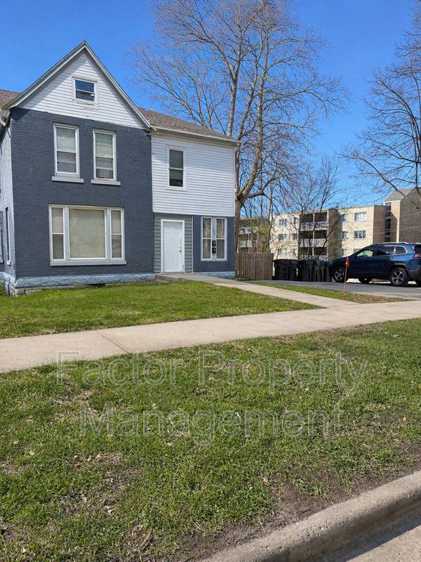 Apartment for rent at 328 N 6th St #2, Mankato, MN 56001