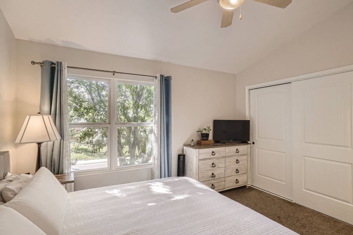 Townhouse for rent at 10587 W Maplewood Dr, Littleton, CO 80127