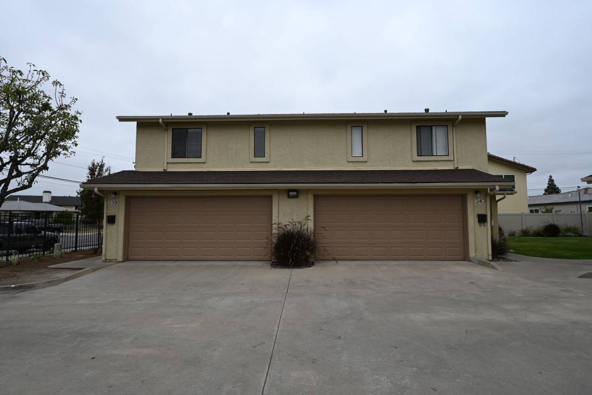 Townhouse for rent at 339 Chambers, El Cajon, CA 92020