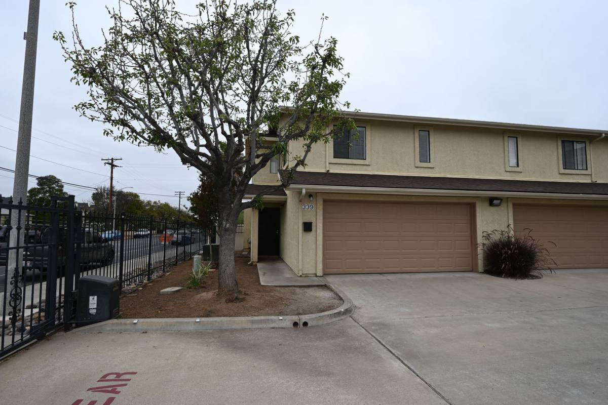Townhouse for rent at 339 Chambers, El Cajon, CA 92020