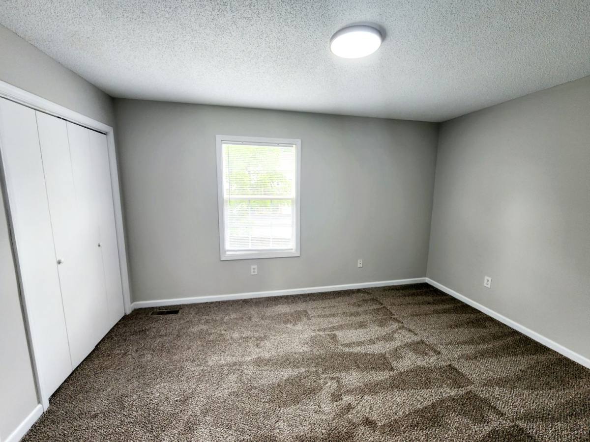 Townhouse for rent at 180 E Grande Ave, Johnson City, TN 37601