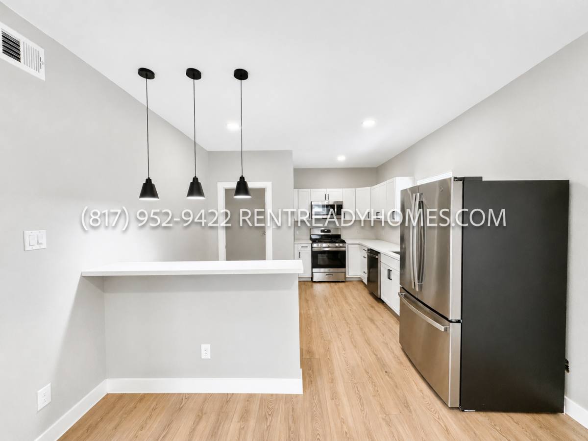Apartment for rent at 4009 Lamar St, Houston, TX 77023