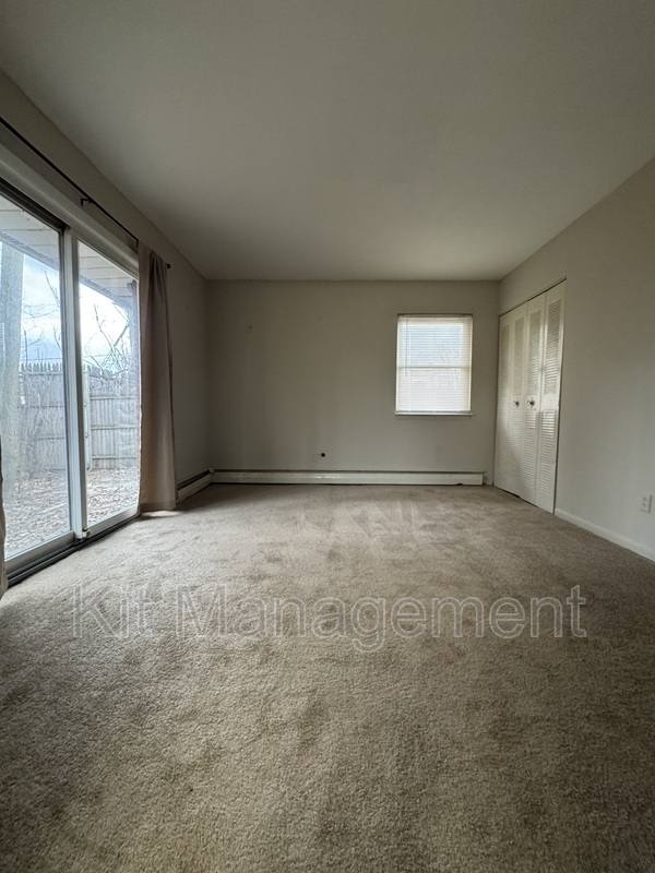 Apartment for rent at 4836 Douglas #6, Toledo, OH 43613