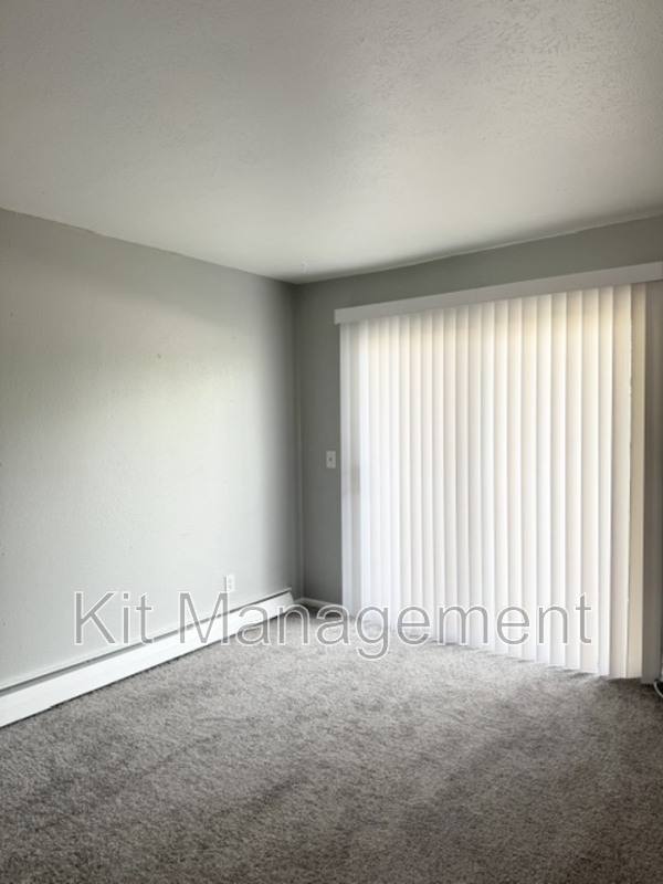 Apartment for rent at 4836 Douglas #6, Toledo, OH 43613