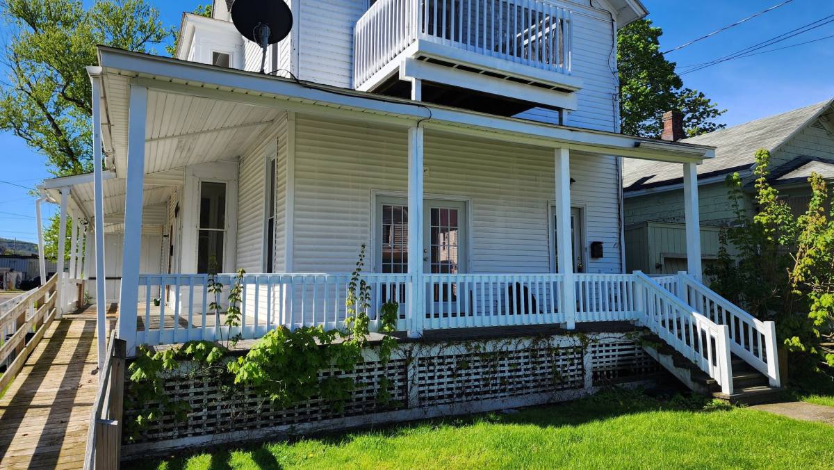 Apartment for rent at 56 Amm St, Bradford, PA 16701