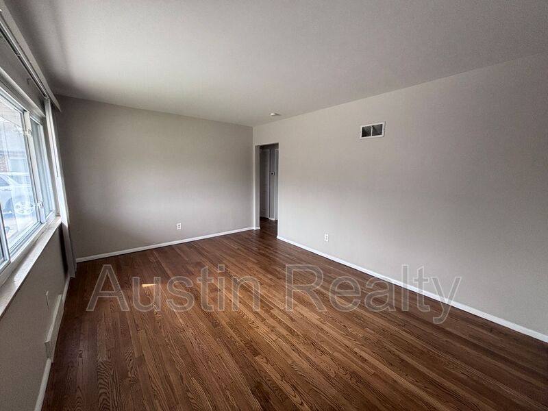 Apartment for rent at 8634 Burton Ave #B, Saint Louis, MO 63114