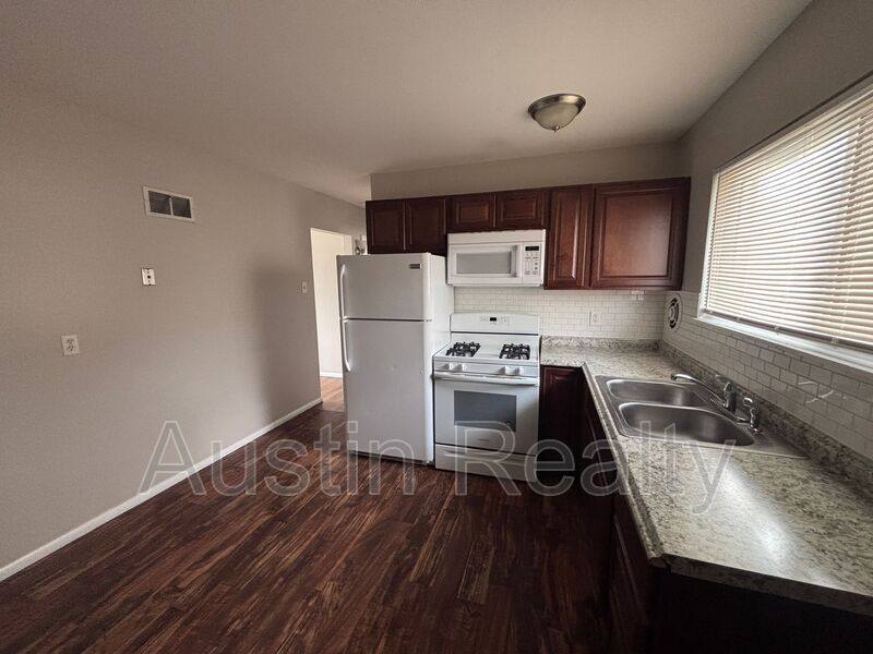 Apartment for rent at 8634 Burton Ave #B, Saint Louis, MO 63114