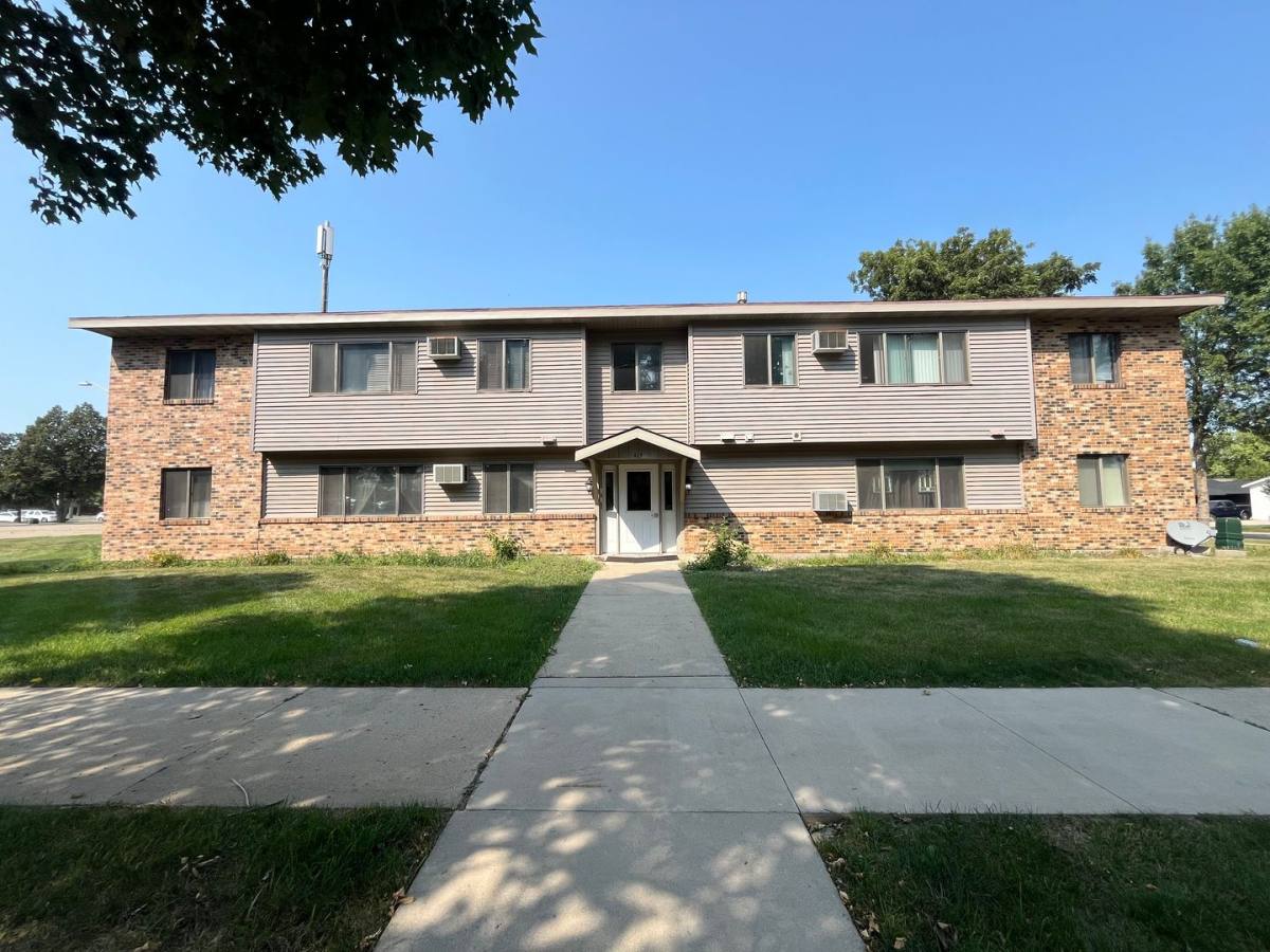Apartment for rent at 415 E Luverne St, Luverne, MN 56156