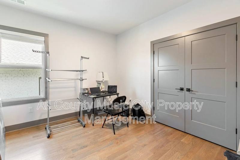 House for rent at 1507B 14th Ave N, Nashville, TN 37208