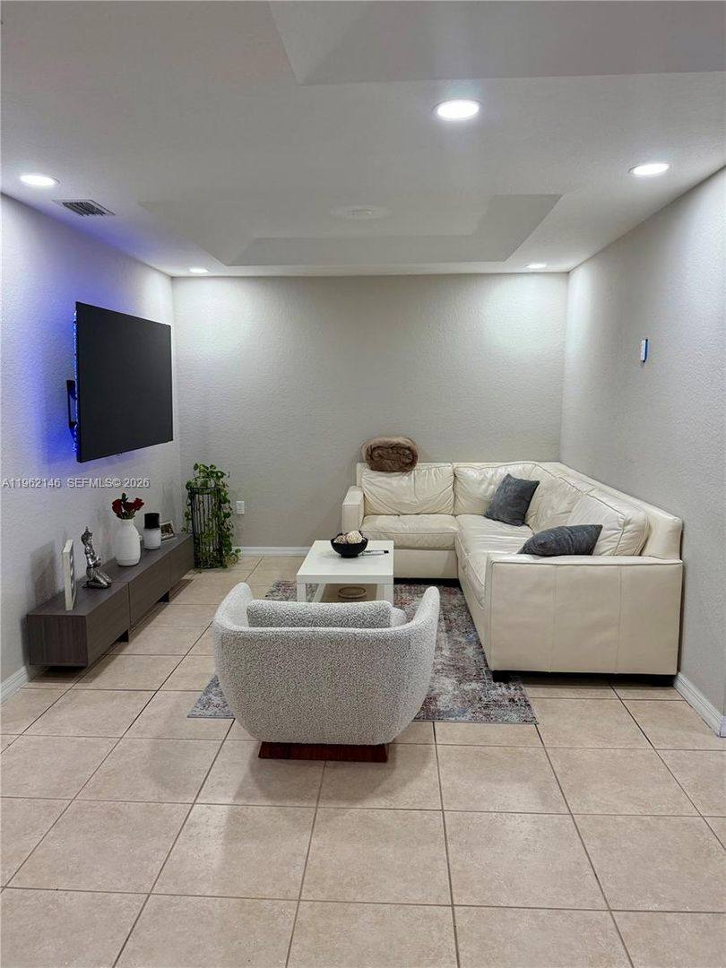 Townhouse for rent at 16811 NW 14th Ave, Miami, FL 33169