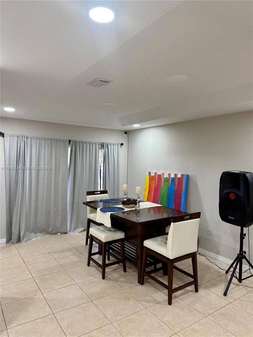 Townhouse for rent at 16811 NW 14th Ave, Miami, FL 33169