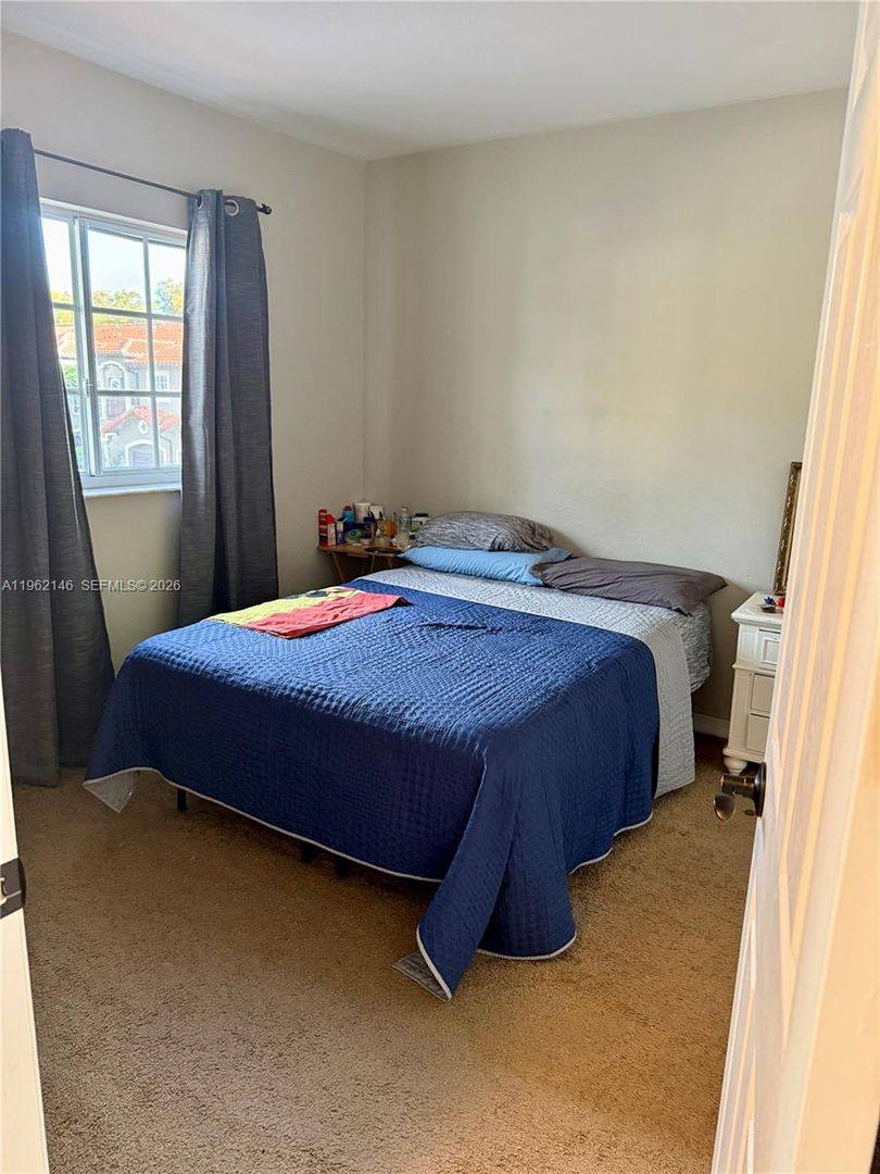 Townhouse for rent at 16811 NW 14th Ave, Miami, FL 33169