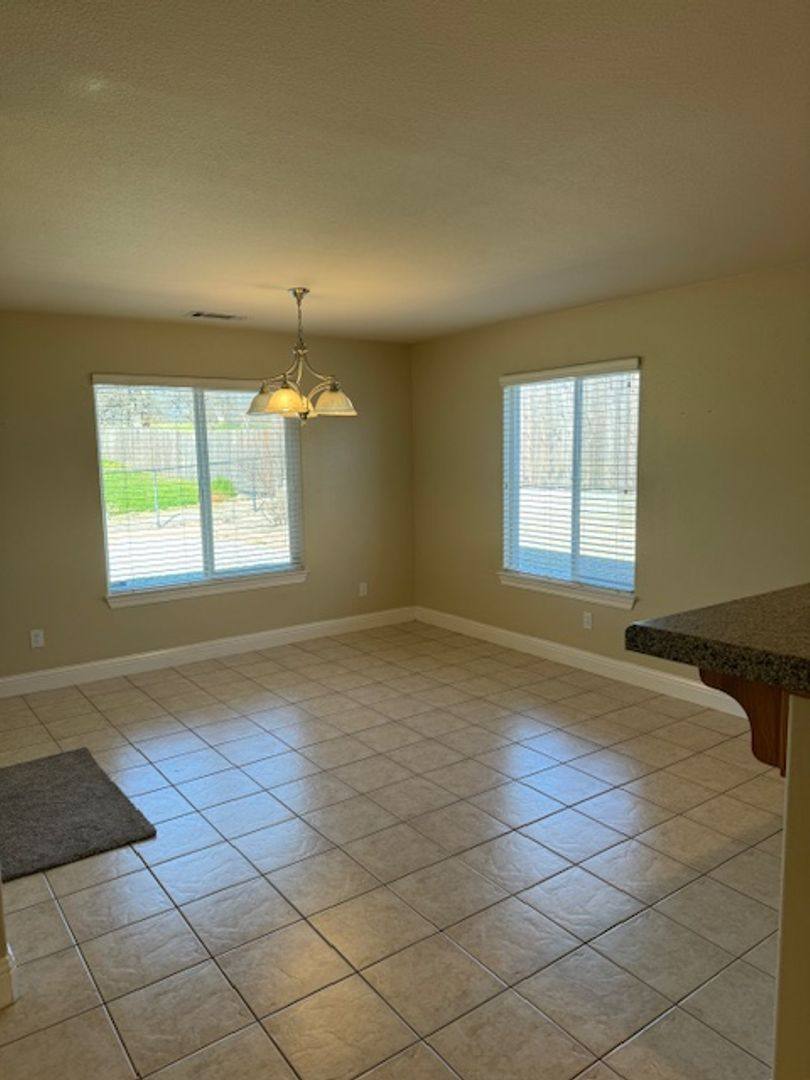 House for rent at 3988 Merrywood Dr, Cottonwood, CA 96022