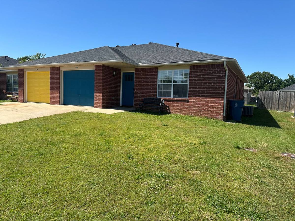 Townhouse for rent at 11 Holly Dr, Bentonville, AR 72712