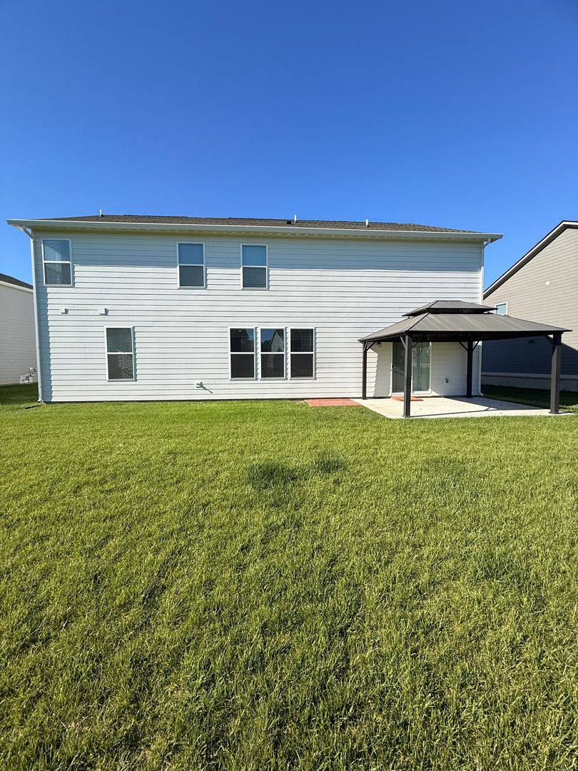 House for rent at 1046 Elmwood Lane, Greenwood, IN 46143
