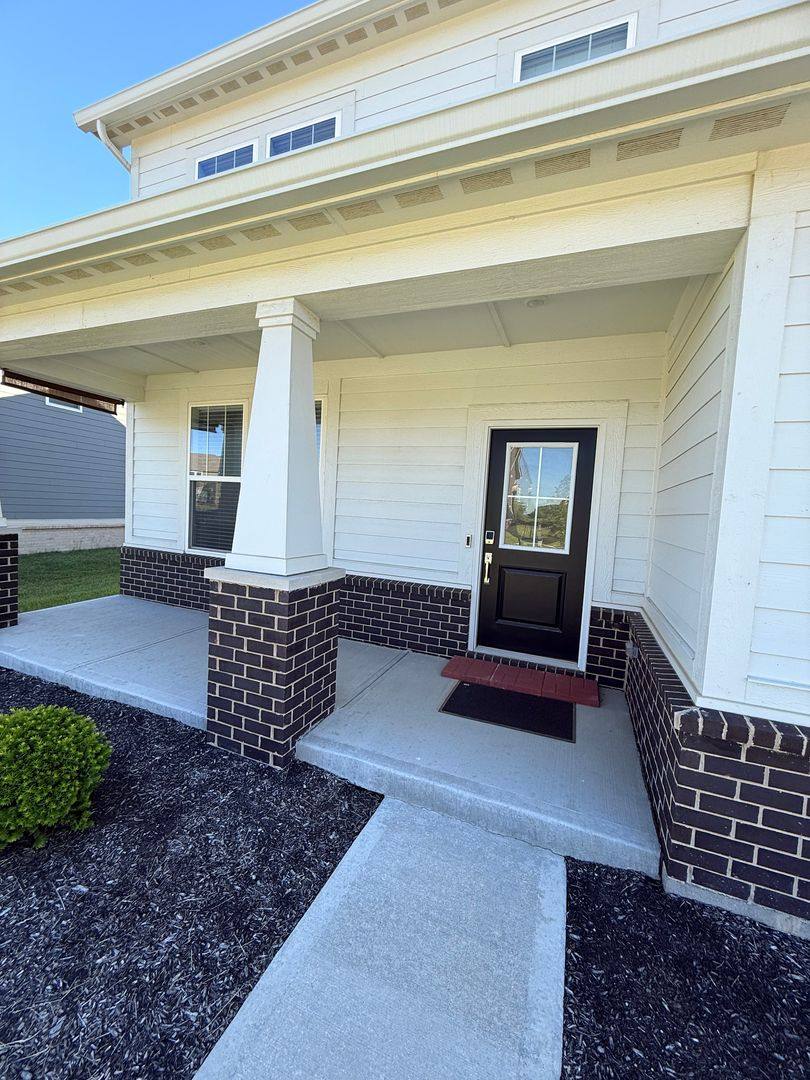 House for rent at 1046 Elmwood Lane, Greenwood, IN 46143
