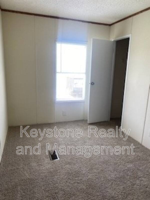 House for rent at 721 Trevor Lane, Oak Grove, KY 42262