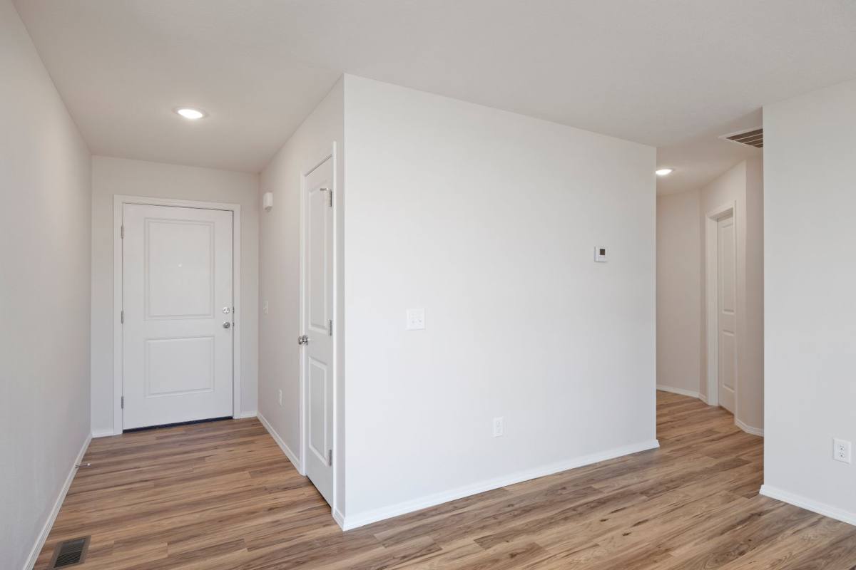 House for rent at 781 W Navajo St, Republic, MO 65738