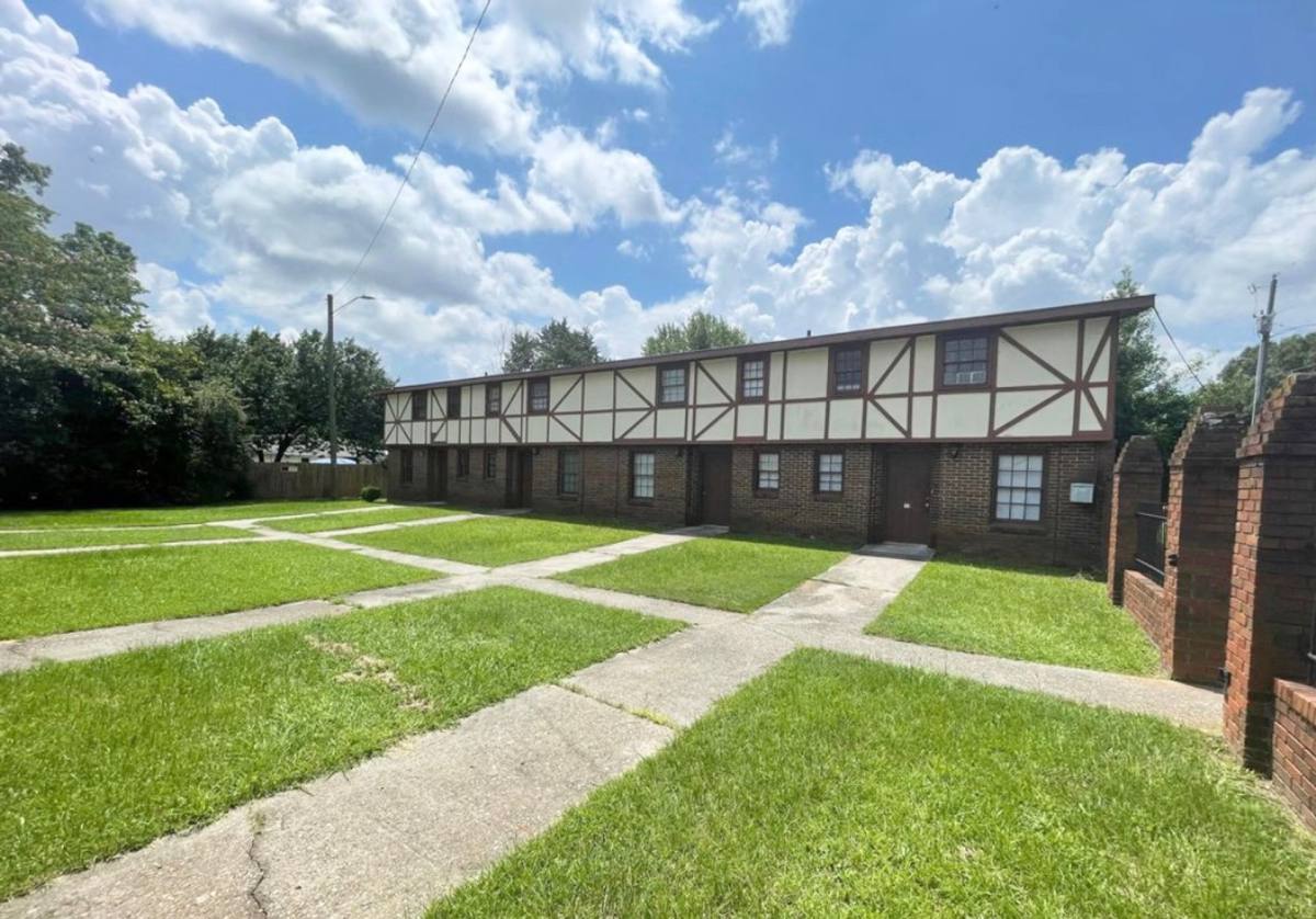 Apartment for rent at 108 Arizona Ave, Warner Robins, GA 31093