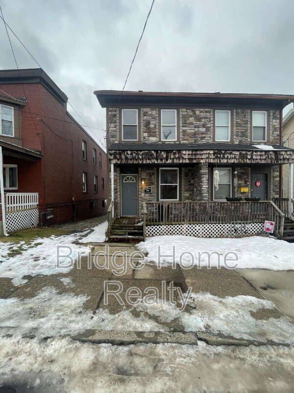 Apartment for rent at 128 S Spring Ave, Greensburg, PA 15601