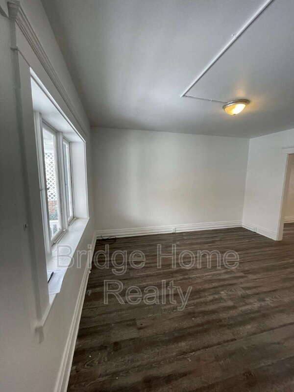 Apartment for rent at 136 S Spring Ave, Greensburg, PA 15601