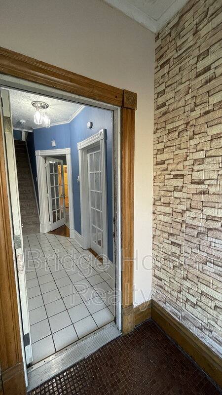 House for rent at 19 S 6th St, Duquesne, PA 15110