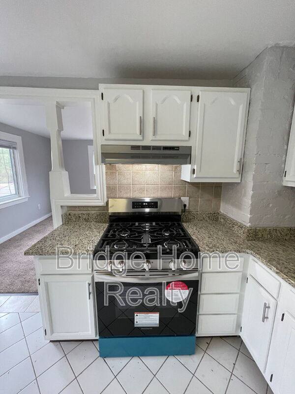 Apartment for rent at 2404 S 18th St #2, Pittsburgh, PA 15203