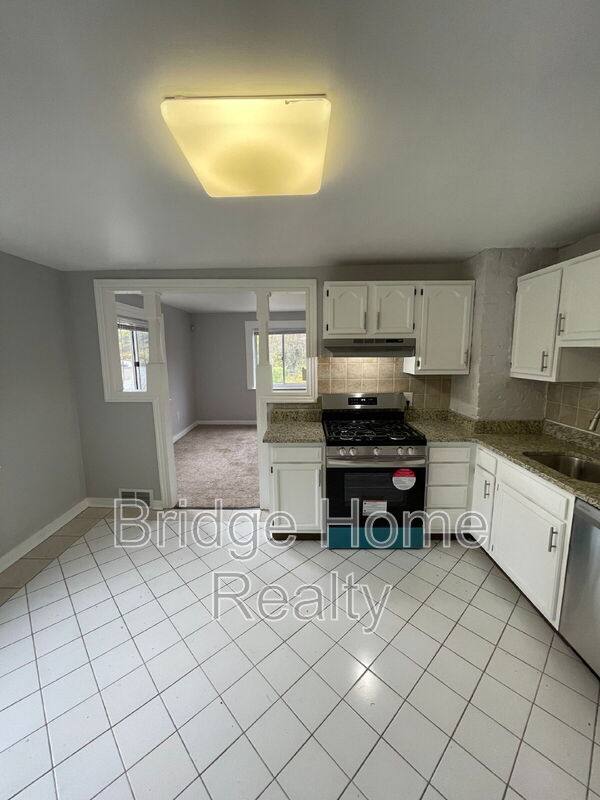 Apartment for rent at 2404 S 18th St #2, Pittsburgh, PA 15203