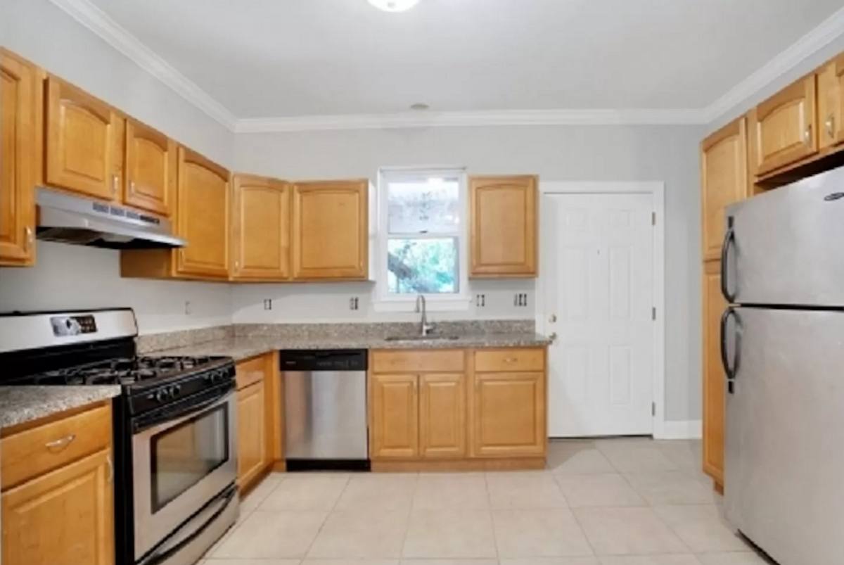 Apartment for rent at 95 Pine St, Montclair, NJ 07042