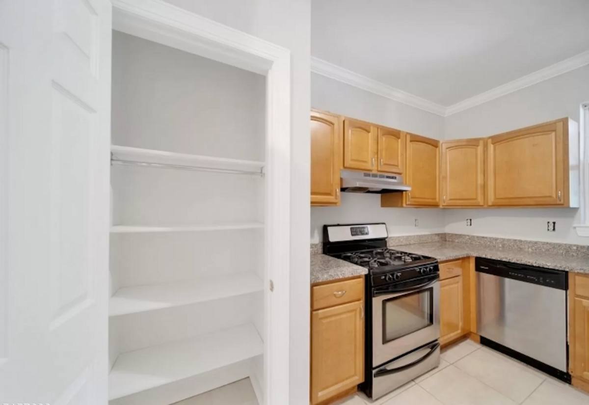 Apartment for rent at 95 Pine St, Montclair, NJ 07042