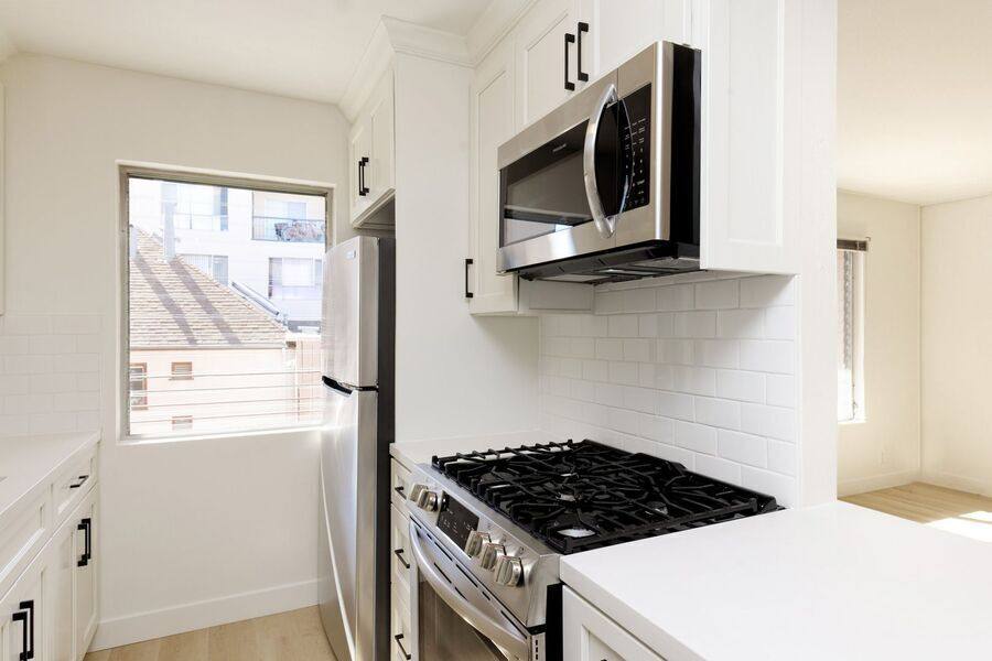 Apartment for rent at 407 Vernon St, Oakland, CA 94610