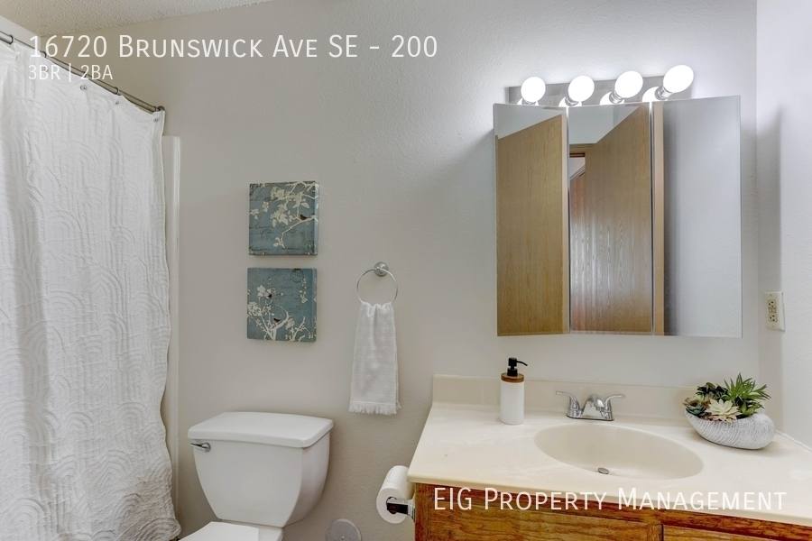Apartment for rent at 16720 Brunswick Ave SE #200, Prior Lake, MN 55372