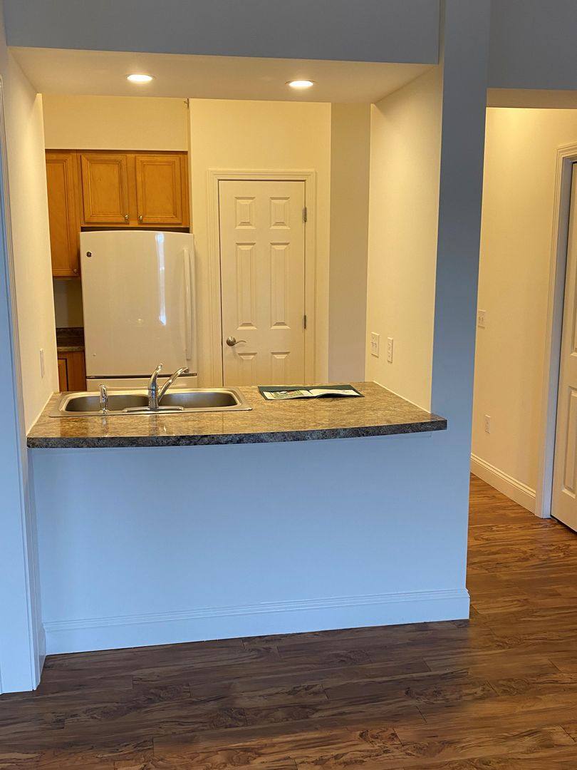 Apartment for rent at 260 Perimeter Dr, Colchester, VT 05446