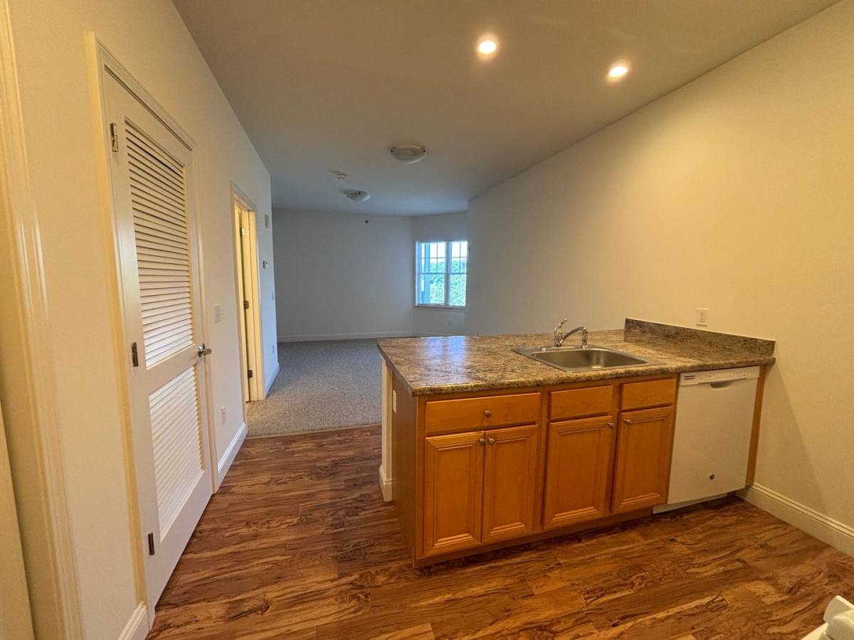 Apartment for rent at 260 Perimeter Dr, Colchester, VT 05446