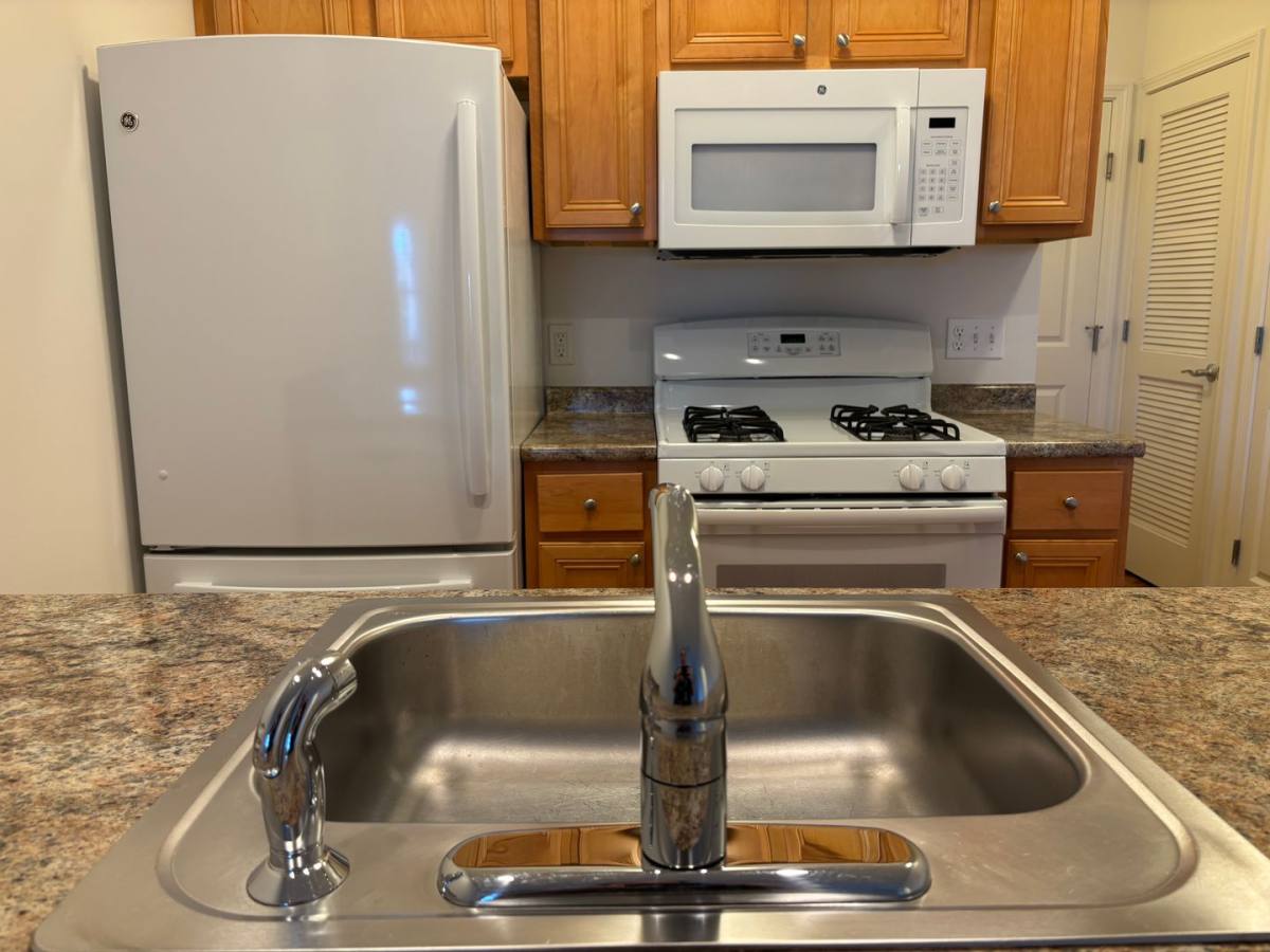 Apartment for rent at 260 Perimeter Dr, Colchester, VT 05446
