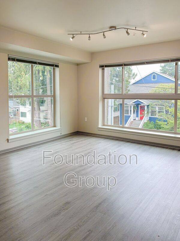 Apartment for rent at 2400 E Boston St #309, Seattle, WA 98112