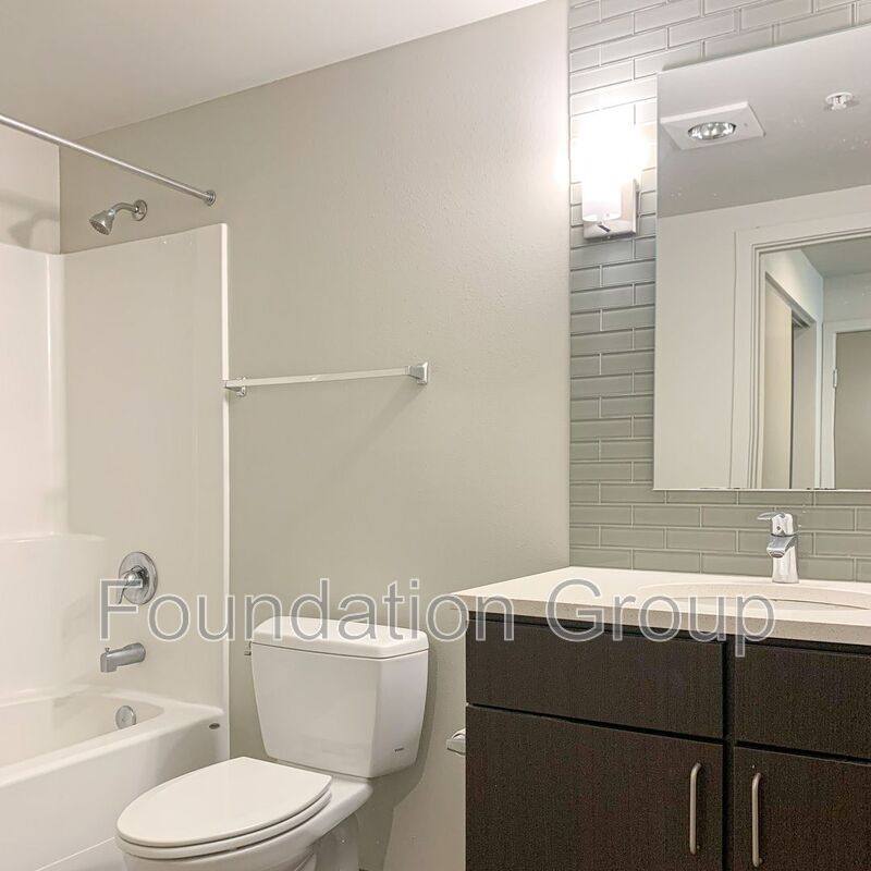 Apartment for rent at 2400 E Boston St #309, Seattle, WA 98112