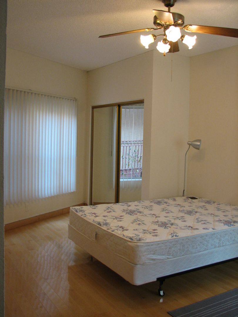 Apartment for rent at 690 Veteran Ave, Los Angeles, CA 90024