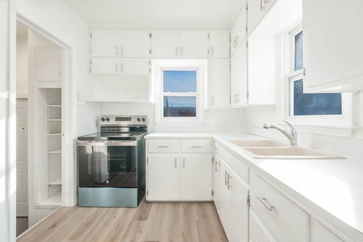 House for rent at 2303 Main St, Cedar Falls, IA 50613