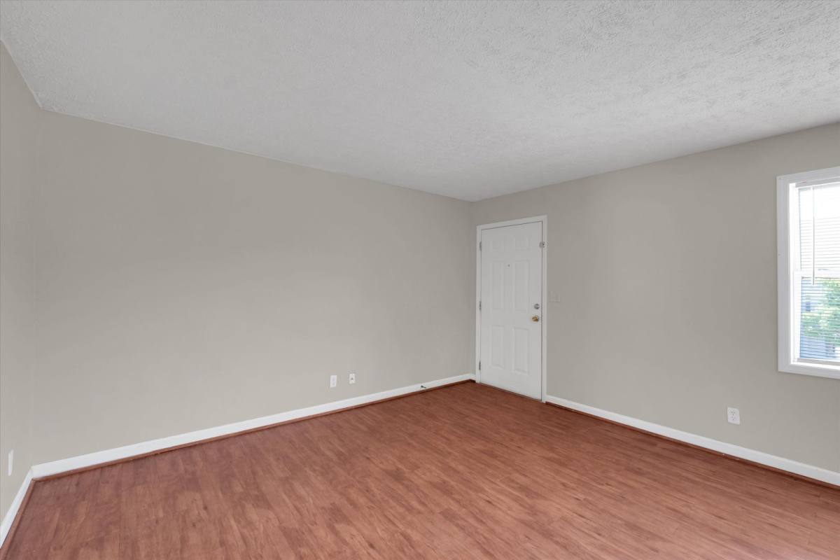 Apartment for rent at 4200 Medallion Court, Louisville, KY 40219