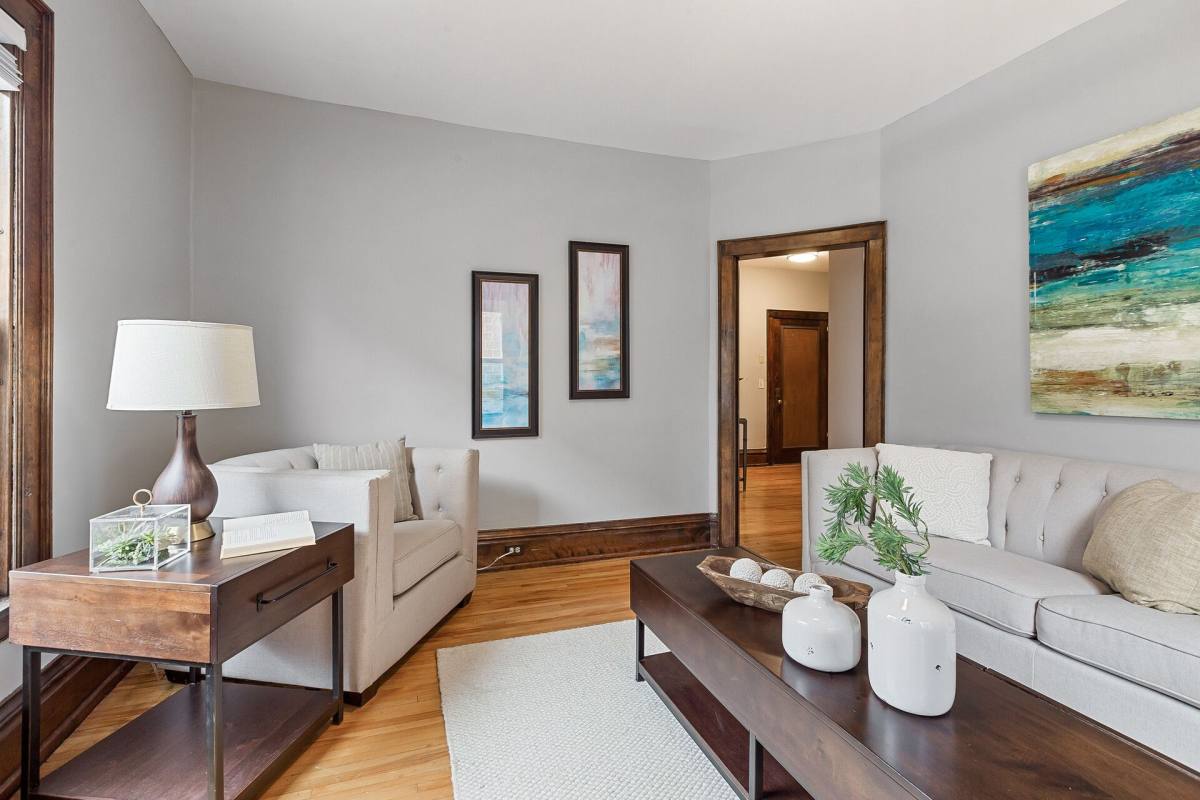 Apartment for rent at 32 Spruce Place, Minneapolis, MN 55403
